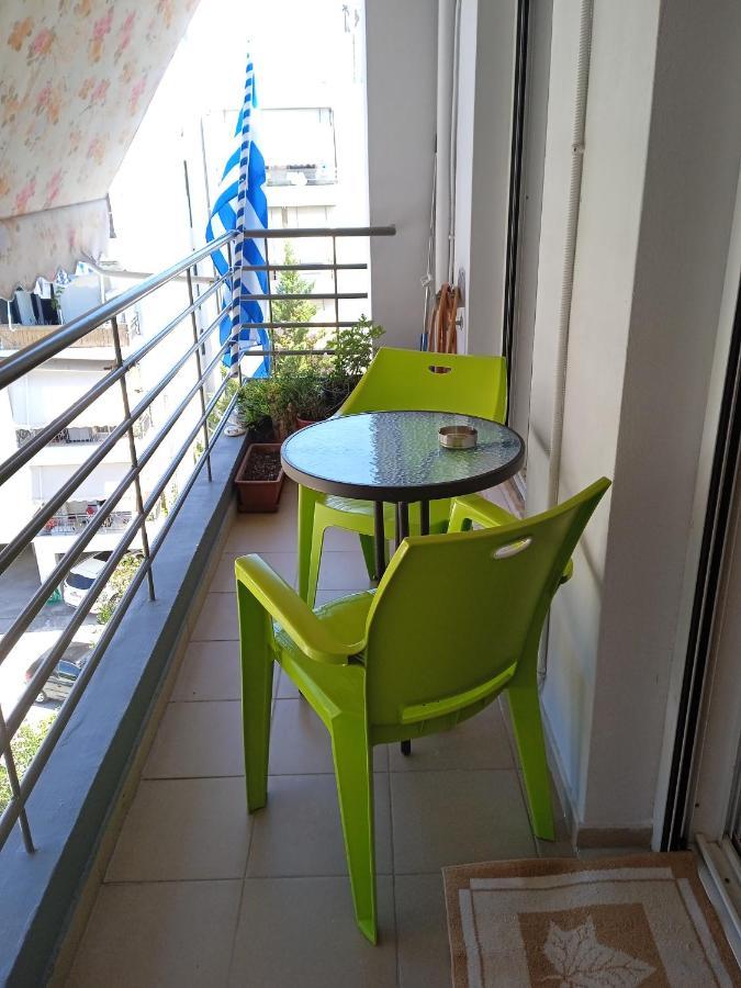John's Home: Family Apartment with Shared Rooms Volos Exterior photo