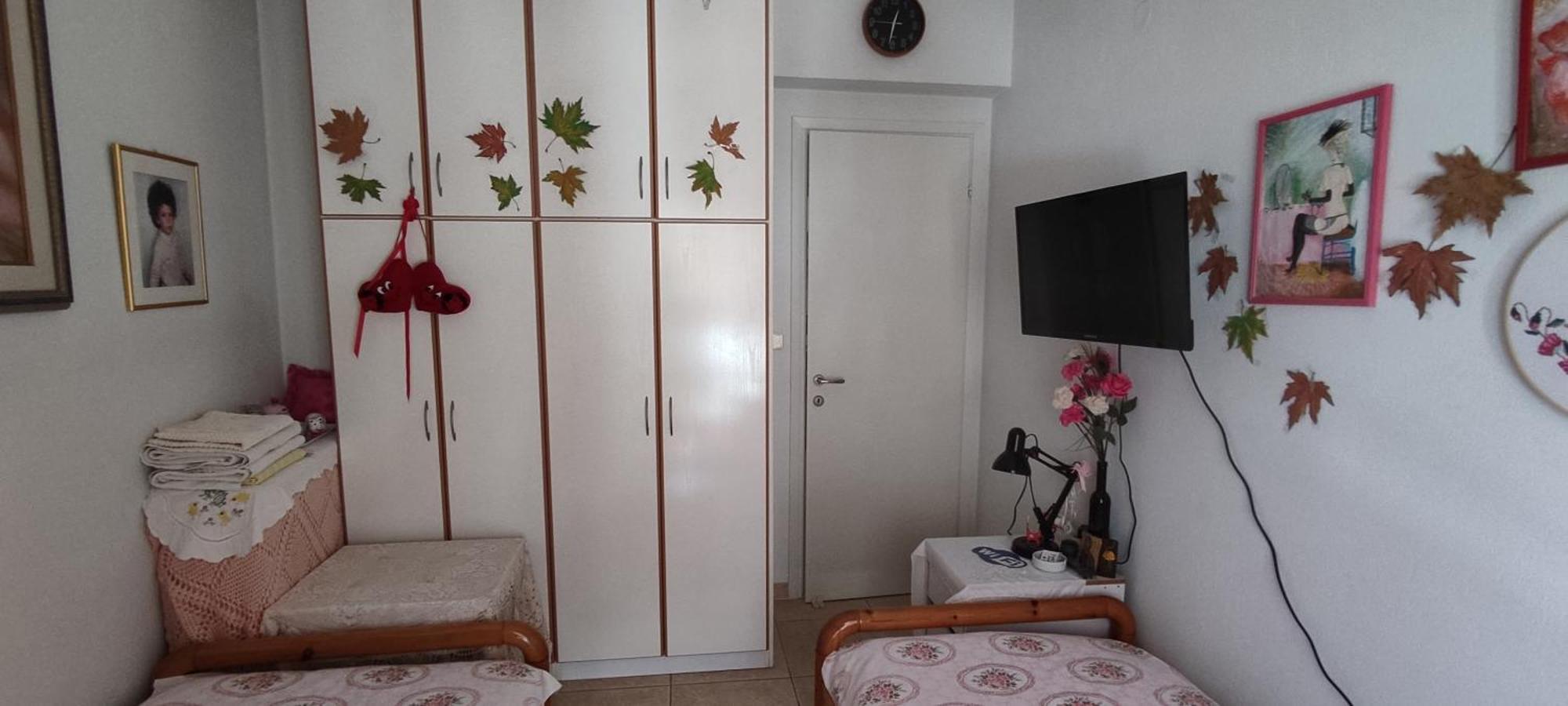 John's Home: Family Apartment with Shared Rooms Volos Room photo